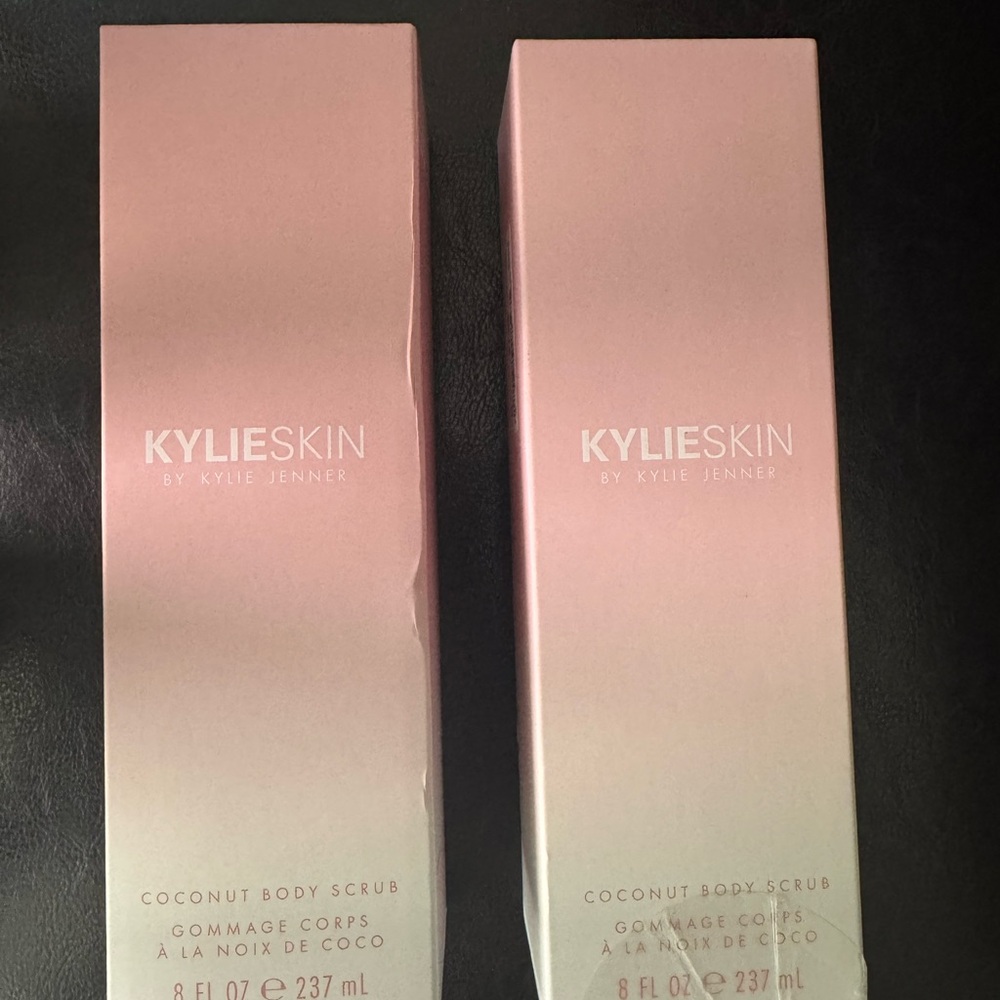 Kylie Cosmetics Coconut Body Scrub